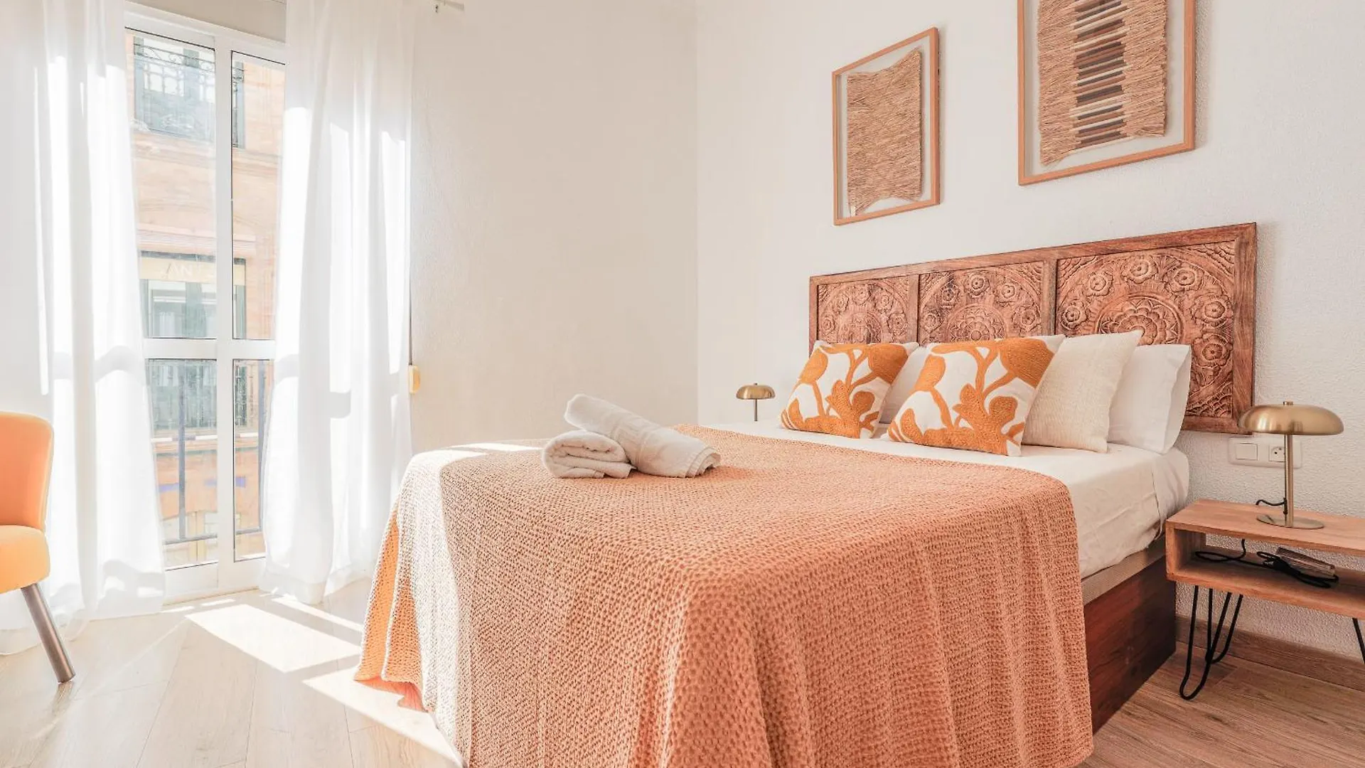 Pure Seville Elegance And Confort