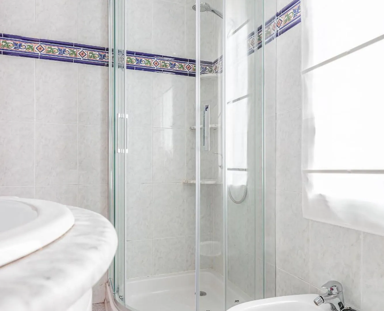 Pure Seville Elegance And Confort